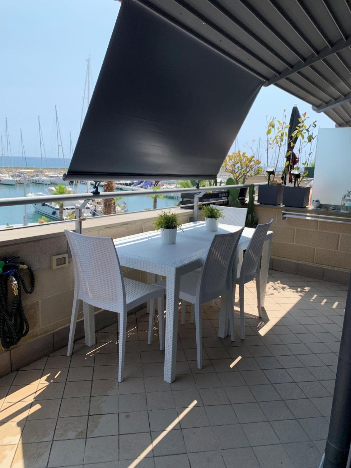 Luxury Apartment San Lorenzo Al Mare Extérieur photo